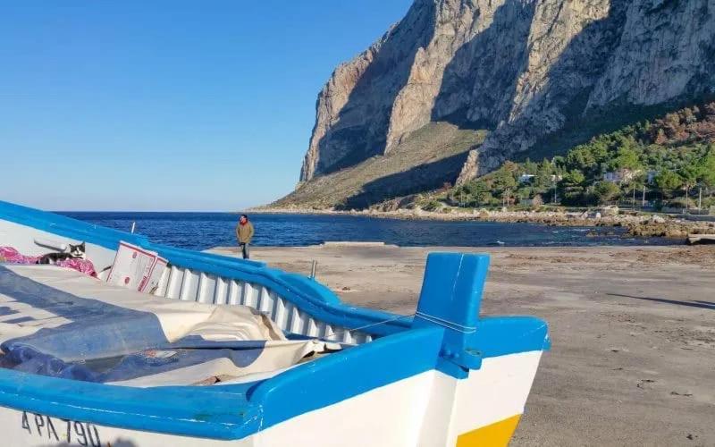 Casa Mandorlo A Mondello Apartman Kültér fotó