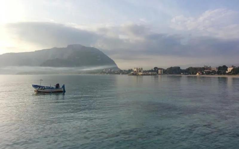 Casa Mandorlo A Mondello Apartman Kültér fotó